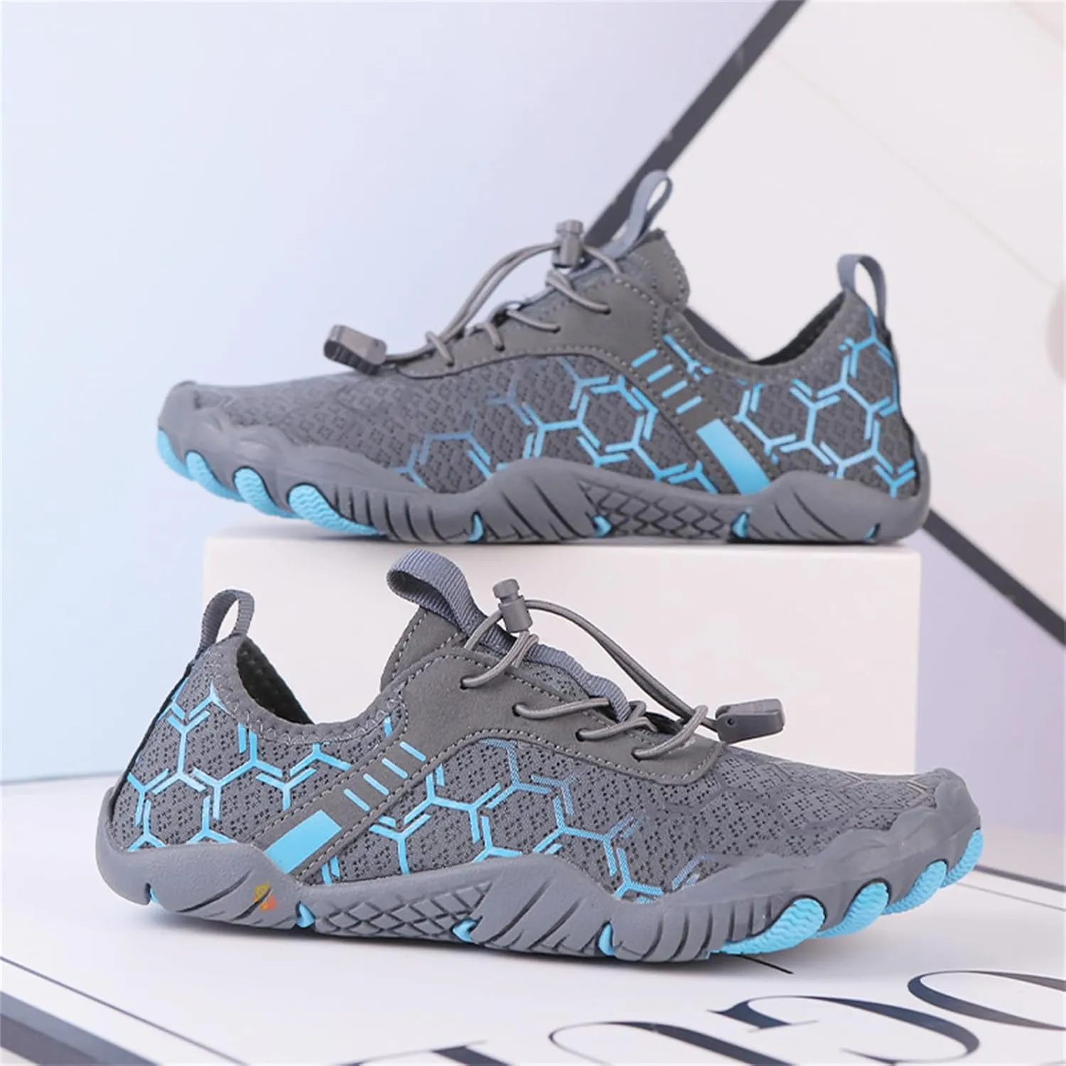 Grounding Shoes for Women Men Non-Slip Quick Dry Barefoot Shoes Unisex Wide Toe Athletic Outdoor Hiking Footwear Lightweight Beach Swim Aqua Pool Sneaker